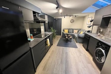 6 bed house, Heeley Road, Selly Park, Birmingham, B296EL - Image 5